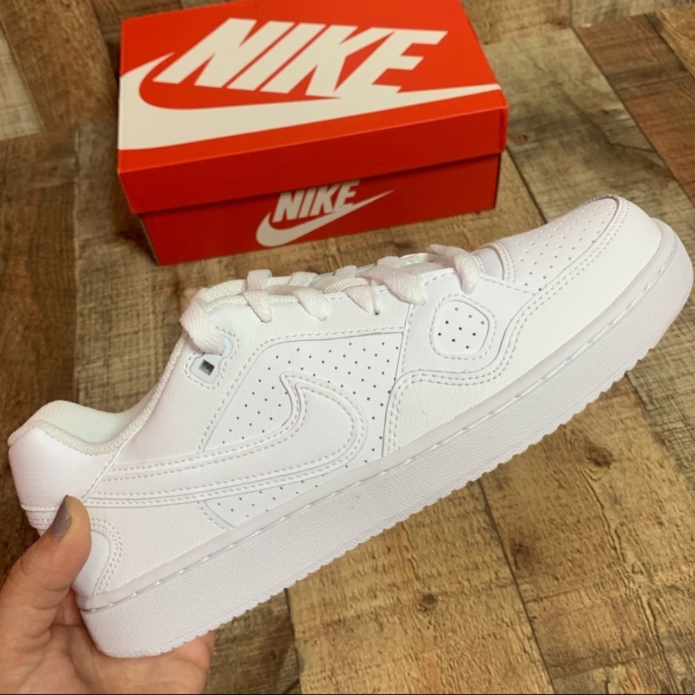 Nike Sons of Force